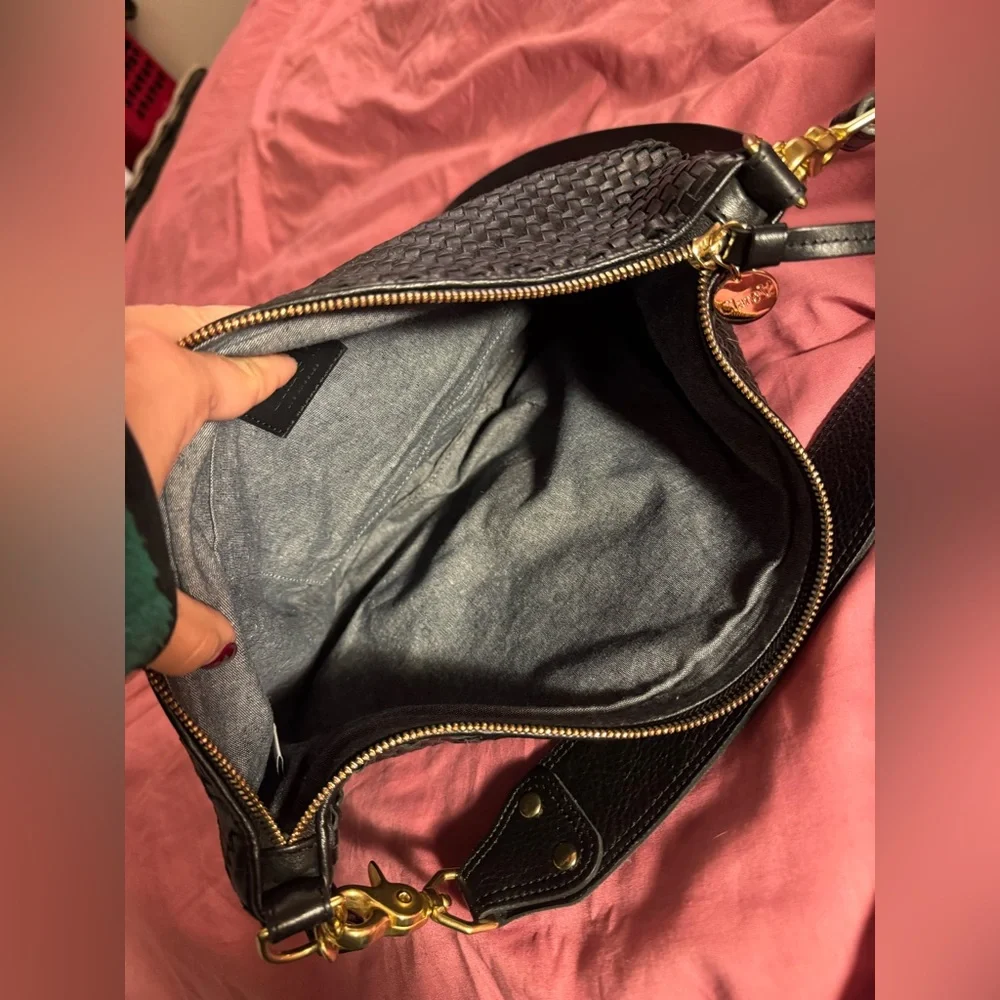 CLARE V Moyen Messenger Bag - Picture 13 of 15